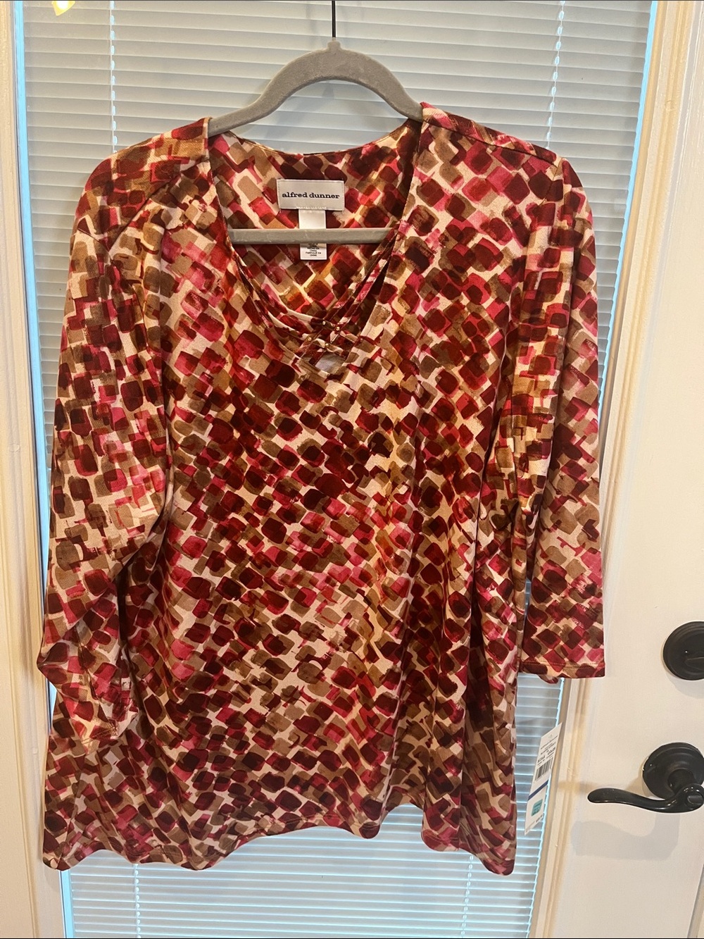 Alfred Dunner Red Pink Brown Geometric Long Sleeve Top